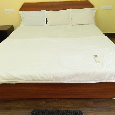 One Love Guest House Morjim Zewnętrze zdjęcie