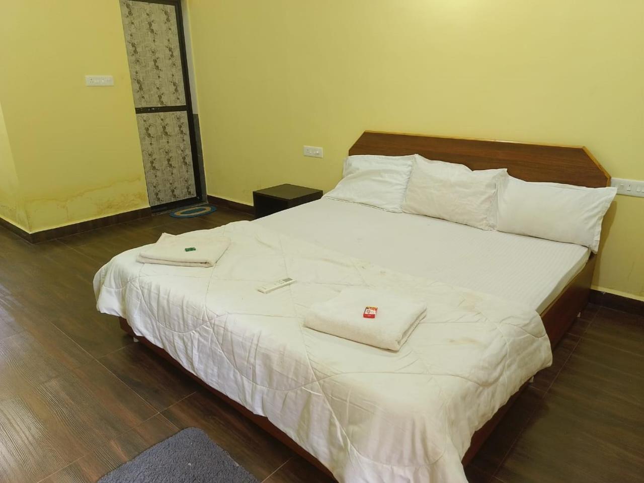 One Love Guest House Morjim Zewnętrze zdjęcie