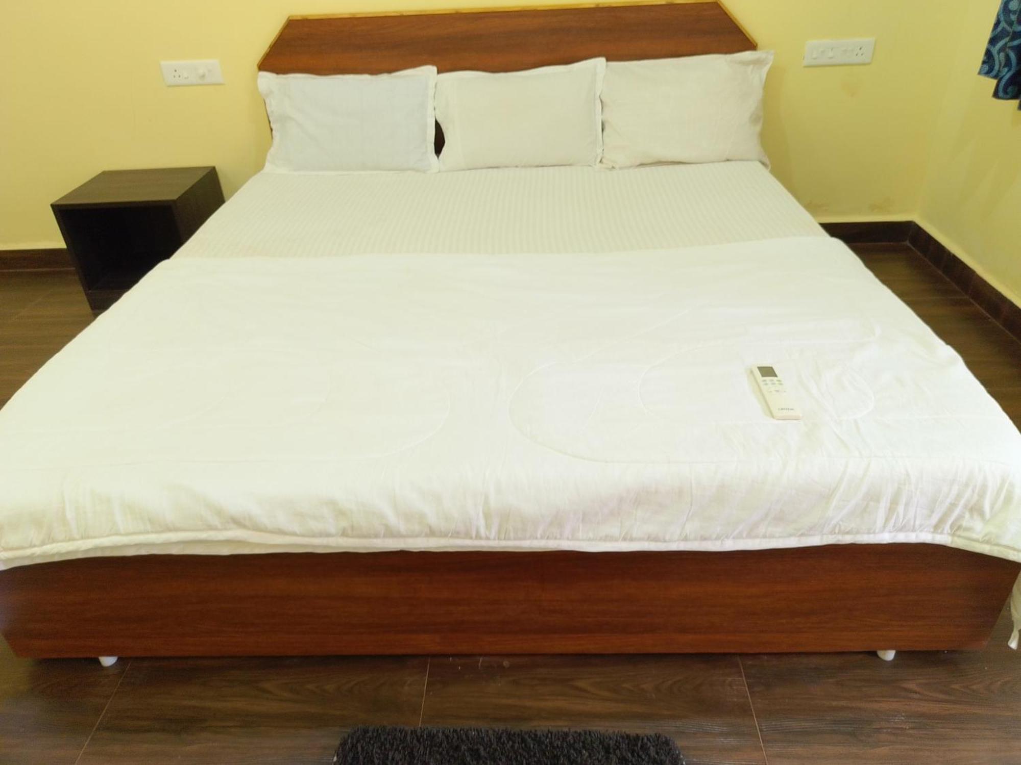 One Love Guest House Morjim Zewnętrze zdjęcie