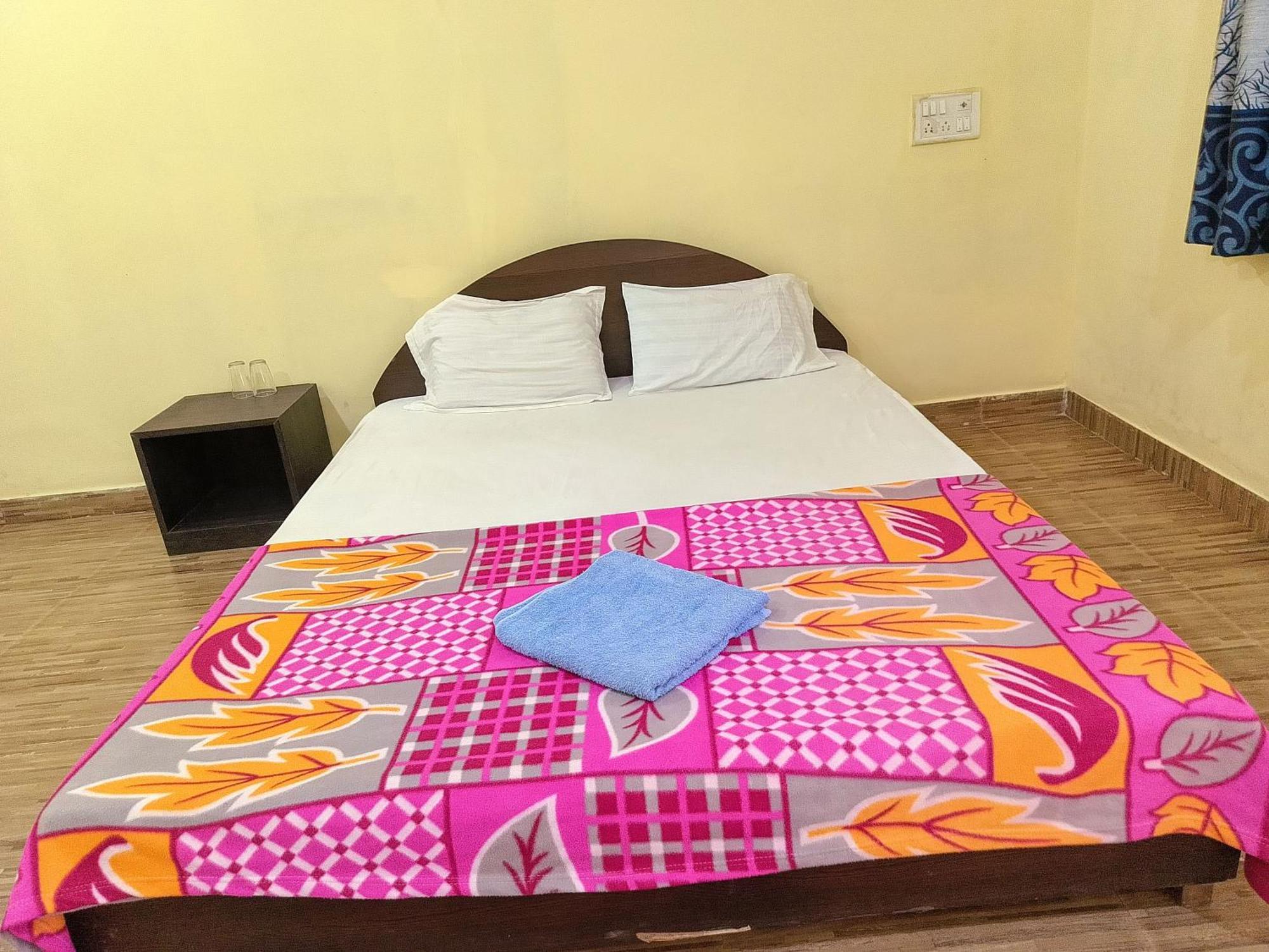 One Love Guest House Morjim Zewnętrze zdjęcie