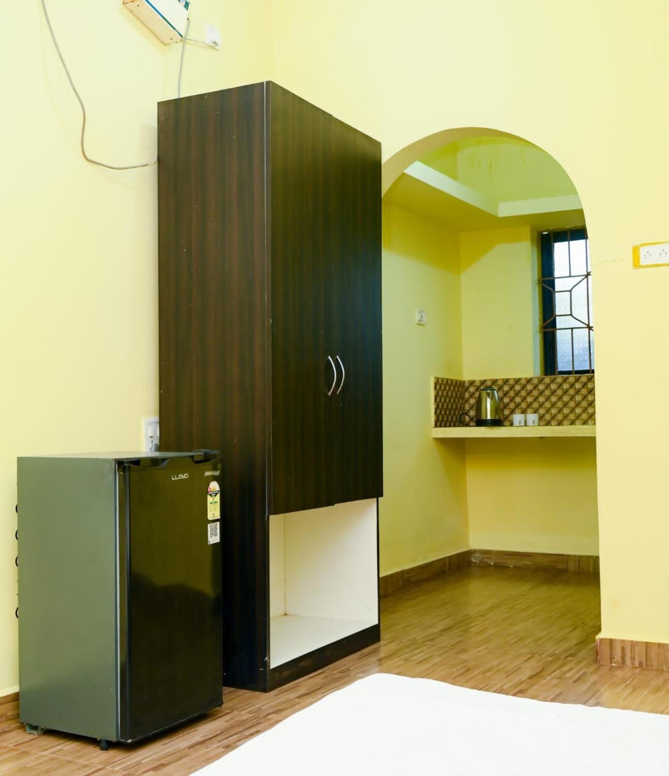 One Love Guest House Morjim Zewnętrze zdjęcie